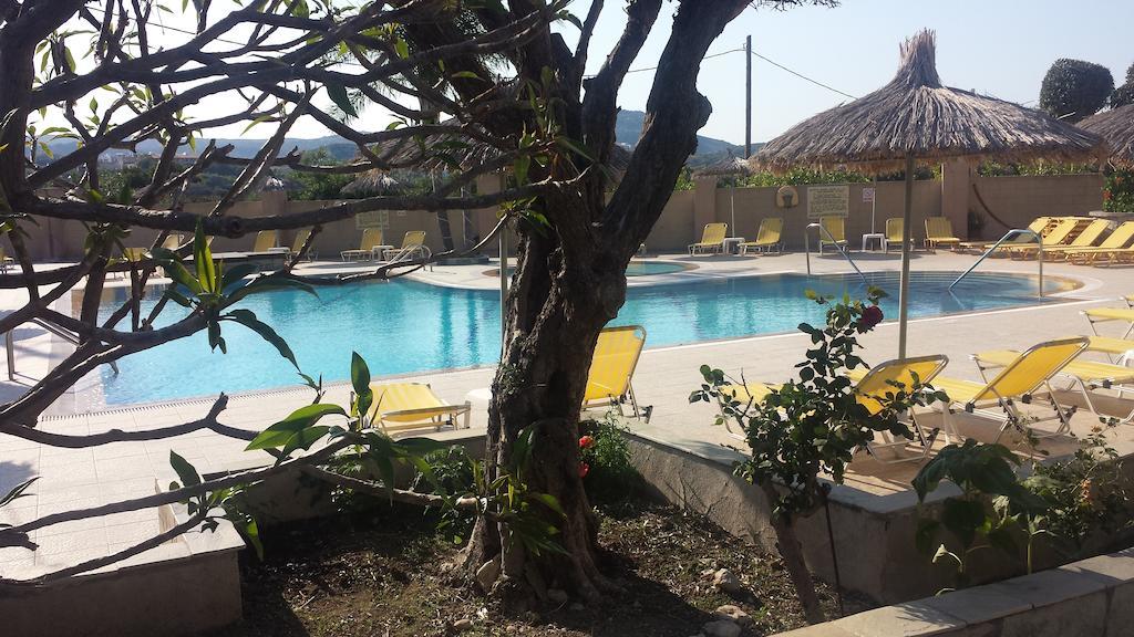 Summer Days Faliraki Luaran gambar