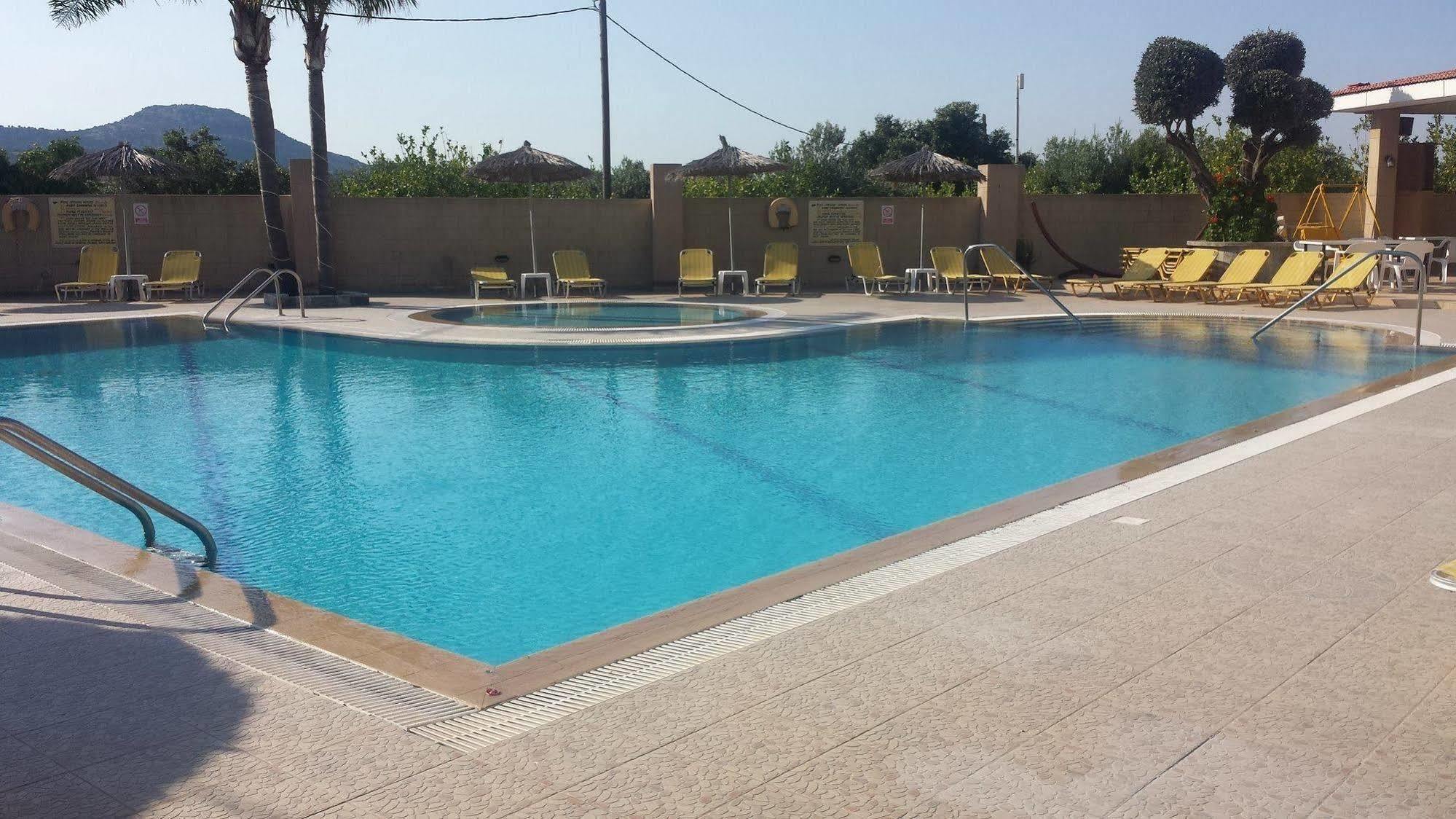 Summer Days Faliraki Luaran gambar